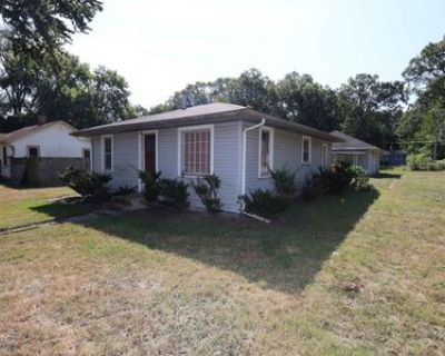 2 Bedroom 1BA 692 ft Single Family House For Sale in Osceola, IN