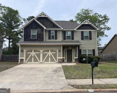 4 Bedroom 3BA 2383 ft Apartment For Rent in Perry, GA