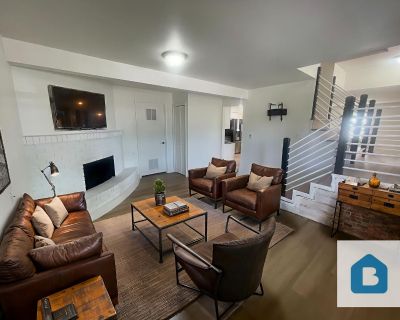 3 Bedroom 3BA 1800 ft Pet-Friendly Single-family home For Rent in Colorado Springs, CO