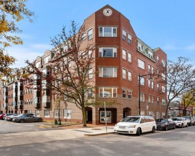 1 Bedroom 1BA 722 ft Condo For Sale in Salem, MA