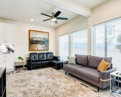 3 Bedroom 2.5 baths Dog-friendly 3.5 8 reviews What our guests are saying... This...