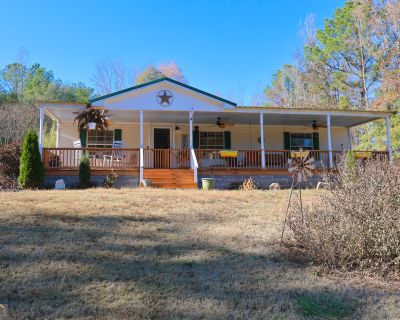 3 Bedroom 2BA 1288 ft Single Family House For Sale in Five Points, AL