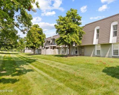 3 Bedroom 2BA 1336 ft Condominium For Sale in LOUISVILLE, KY
