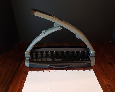 ARC Desktop Paper Hole Punch by Staples