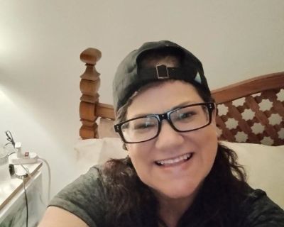 $1,500 /month. Age: 59 * Smoker?: No * Any pets?: No * Occupation: Professional * Interests: cooking, writing, gaming, outdoors, beach, animals, swimming, camping, concerts, family, board games, exploring, church, hanging out, volunteering * Gender: Female. Smoking room acceptable. Pets are fine. Females preferred. Age preference: 18 - 90. Looking in: Orange county. I spend time with family and...