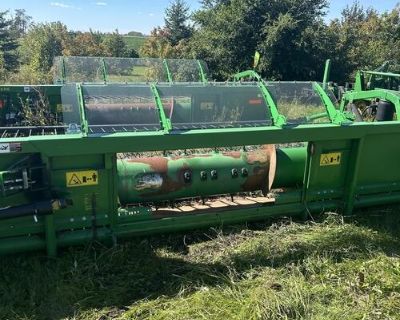 615 John Deere pickup header