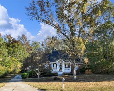 4 Bedroom 3BA 3630 ft Single Family House For Sale in Hoschton, GA