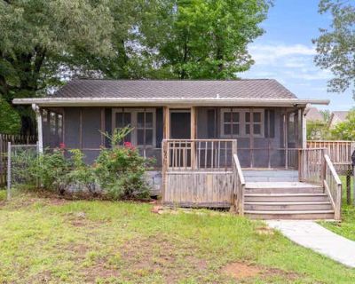 2 Bedroom 1BA 672 ft Single Family Home For Sale in BIRMINGHAM, AL