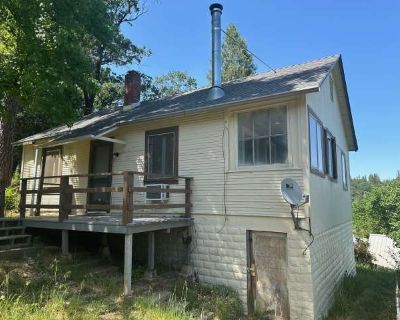 2 Bedroom 1BA 0 ft Furnished Apartment For Rent in Placerville, CA