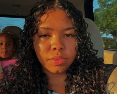 Female Seeking Room in Cape Coral, FL