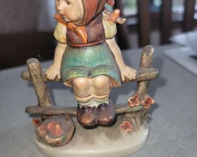 997 Hudnut Rd, Schwenksville, PA. Estate sale at 997 hudnut road and 995 hudnut is joining in with a garage sale. Furniture Kitchen goods Christmas decorations Books Collectibles/ knick knacks