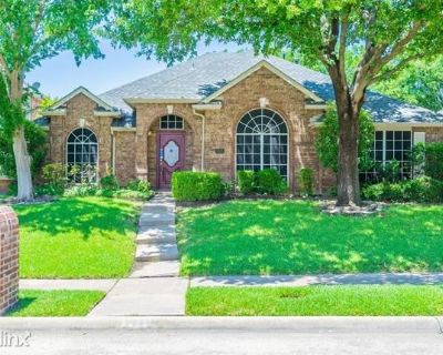 4 Bedroom 2BA 2,123 ft Pet-Friendly Apartment For Rent in Carrollton, TX