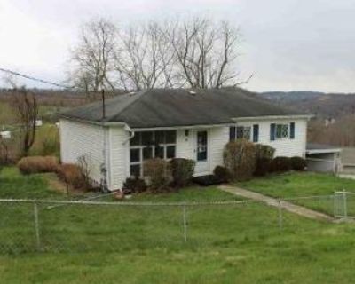 3 Bed 1 Bath Preforeclosure Property in Martins Ferry, OH 43935 - Hillcrest Dr