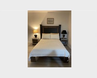Room for Rent with Private Bathroom in 4 bedrooms House, Murrieta, California
