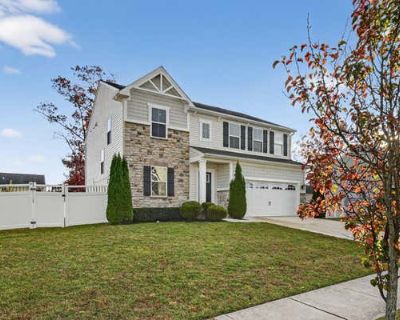 4 Bedroom 3BA 2384 ft Single Family Home For Sale in EGG HARBOR TOWNSHIP, NJ