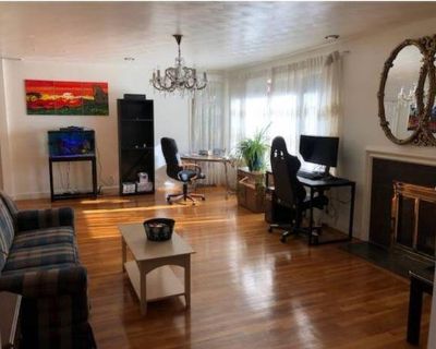 Room For Rent in 1BR 2BA Property, Newton, MA
