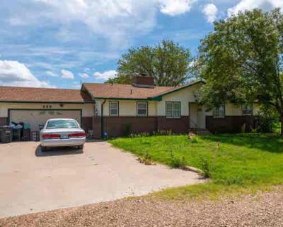 3 Bedroom 2BA 1456 ft Single Family Home For Sale in WELLINGTON, KS