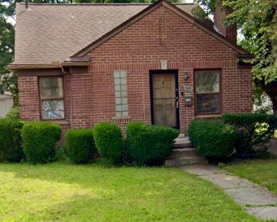 18224 Warwick Street. Property for Rent in Detroit, MI for $1,400 with 2 bedrooms and 1 full bath. This 1,432 square foot property was built in 1947 on a lot size of 0.12.. HIGHLY SOUGHT AFTER NEIGHBORHOOD ON THE WEST SIDE OF DETROIT: 2 BEDROOM, 1 FULL BATH ONE-LEVEL RANCH STYLE FINISHED BASEMENT 1 CAR GARAGE CENTRAL AIR CONDITIONING COMFORTABLE LAYOUT NICE YARD, QUIET NEIGHBORHOOD NEWLY RENOVA...