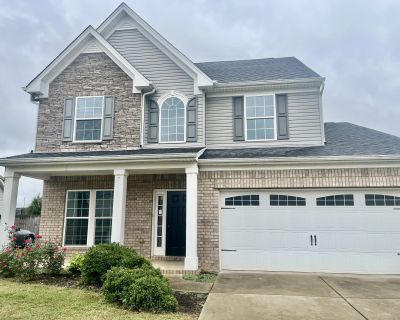 2703 Candlewick Ct. Property for Rent in Murfreesboro, TN for $2,195 with 3 bedrooms and 2 full baths, 1 half bath. This 2,112 square foot property was built in 2013.. Fencing Partial Parking Features Garage Faces Front Water Source Public Total Parking 2 Building Area Total 2112 Waterfront Y/N N Covered Spaces 2 Other Equipment Air Purifier. Interior Amenities Air Filter Ceiling Fan(s) Pantry ...