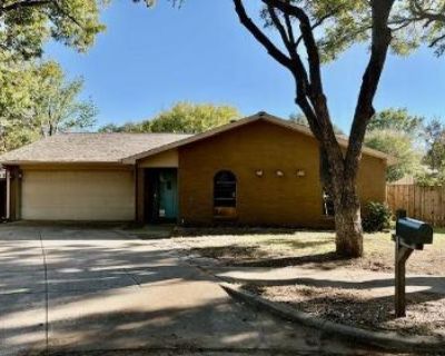 3 Bed 2 Bath Foreclosure Property in Arlington, TX 76016 - Foxmoor Ct