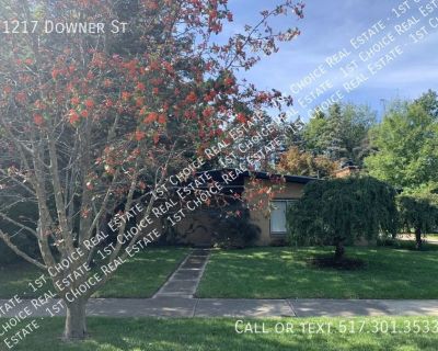 1217 Downer St. 2-Bedroom, 1-bath, brick ranch. Located just West of Frandor, less than 2 miles from MSU and less than 2 miles from LCC/Downtown Lansing. Wood burning fireplace in living room. Formal dining room. Washer/dryer hook-ups. Large back yard with mature trees. Tenant is responsible for all utilities. Tenant is responsible for lawn and snow maintenance. Pet friendly (limit 1). One cat ...