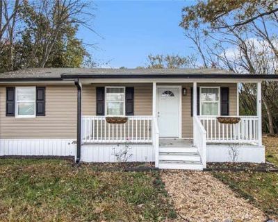 2 Bedroom 1BA 660 ft Single Family Home For Sale in CARTERSVILLE, GA