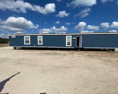 3 Bedroom 2BA 1216 ft Mobile Home For Rent in Splendora, TX