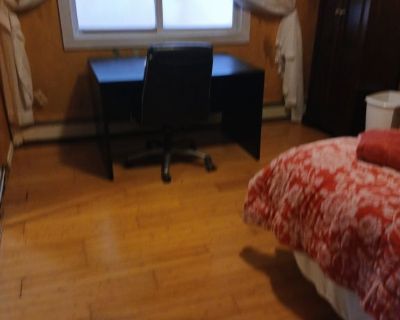 renting a master bedroom with a large closet at AK99801, Juneau Valley