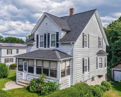 4 Bedroom 2BA 1365 ft Single Family Home For Sale in WORCESTER, MA
