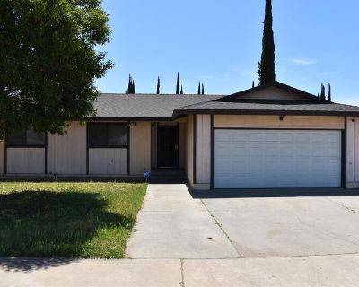 3 Bedroom 2BA 1188 ft House For Rent in Turlock, CA