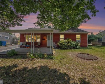 3 Bedroom 1BA 1220 ft Apartment For Rent in Croydon, PA