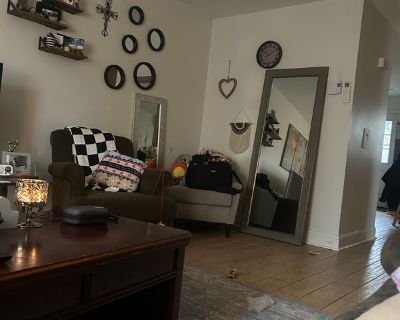 Marilyn (Has a House) on iROOMit. Room in the 1 Bedroom 1BA Pet-Friendly...