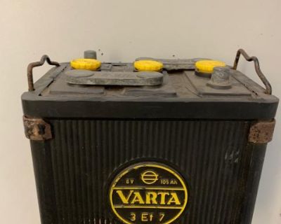 [WTB] Varta or any 6volt battery case used in 1950