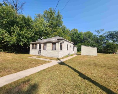 2 Bedroom 1BA 656 ft Single Family House For Sale in Muscoda, WI