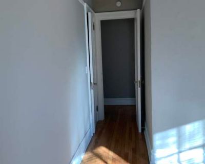 1 Bedroom 1BA 950 ft Pet-Friendly Apartment For Rent in Montgomery, AL