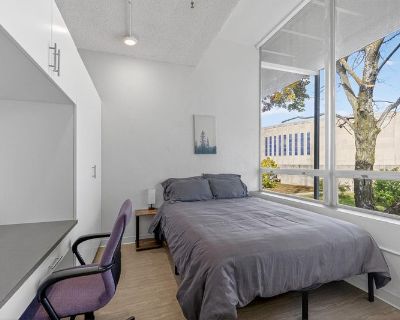 Furnished Room for Rent - Modern Women s Living Private Furnished Room + S