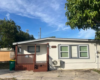 3 Bedroom 2BA 850 ft Apartment For Rent in Cocoa, FL