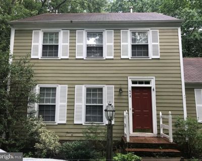 Stowe Rd, Reston, Home For Rent