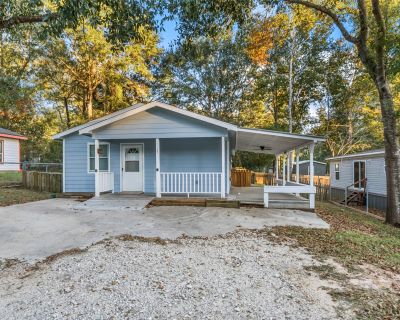 3 Bedroom 1BA 1152 ft Single Family House For Sale in Coldspring, TX