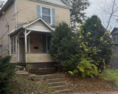 3 Bedroom 1BA 0 ft Apartment For Rent in New Castle, PA