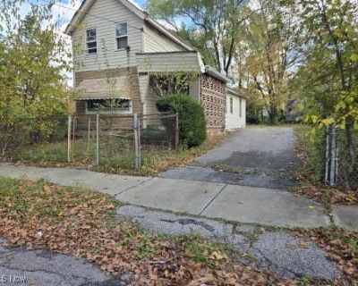 2 Bedroom 1BA Single Family Home For Sale in CLEVELAND, OH