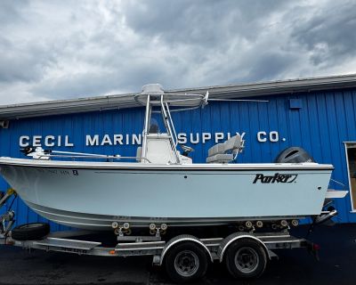 Parker 2100 Center Console 2021