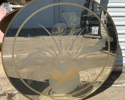 Large Windsor Art Mirror Signed by Richard E. Sandoval Circa 1980s Measures 36 1/2 Round x 1 1/2 Thick. Pickup Details Three Day Pickup (BY APPT ONLY): Fri., November 14th ~ 10:00 a.m. - 6:00 p.m. Sat, November 15th ~ 10:00 a.m. - 6:00 p.m. Sun., November 16th ~ 10:00 a.m. - 6:00 p.m. Preview (BY APPT ONLY): Monday,, November 2nd ~ 10:00 a.m. - 2:00 p.m.