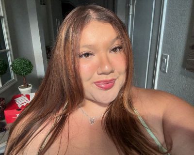 $700 /month. Age: 23 * Any pets?: No * Occupation: Professional * Gender: Female. Non-smoking room preferred. Pets are fine. Females preferred. Age preference: 18 - 27. Looking in: Fort Worth. I am a professional female aged 23. I am available to move as soon as possible and have a budget of $700/month. I would like to share with females ideally between 18 and 27 years old.