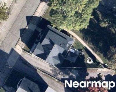 5 Bed 2.0 Bath Foreclosure Property in Woonsocket, RI 02895 - Grove St