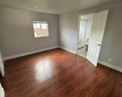 3 Bedroom 2BA 924 ft Mobile Home For Sale in Reno, NV