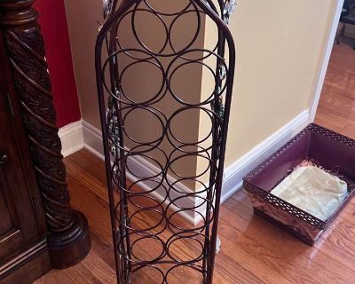Iron Wine Rack with Crystals