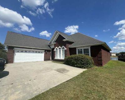 3 Bedroom 2.5BA 2329 ft Apartment For Rent in Sumter, SC