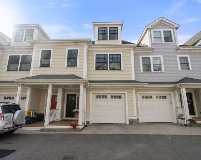 30 Park St # 3. Property for Rent in Boston, MA for $4,500 with 3 bedrooms and 2 full baths, 1 half bath. This 1,757 square foot property was built in 2016.. Welcome to 30 Park St Unit 3 a beautifully designed 3 bed, 2.5 bath condo offering 1,757 sq ft of modern living in Dorchester, available Feb 1. The entry level provides direct access from the attached garage and opens into a spacious third...