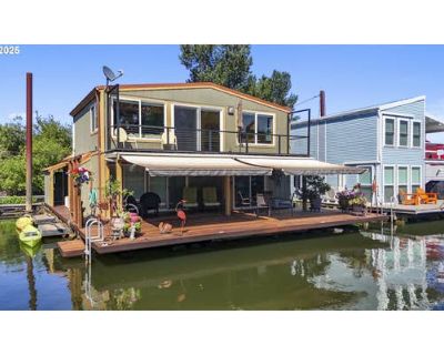 3 Bedroom 2BA 1924 ft Single Family Home For Sale in PORTLAND, OR